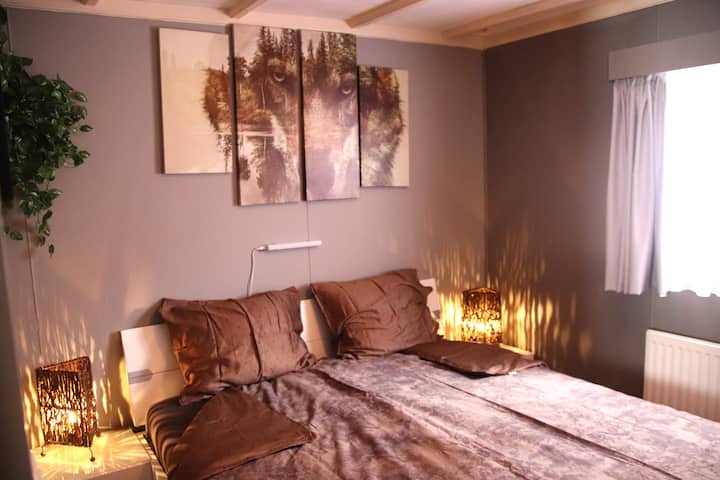 Chambre 1 avec lit de 160 par 2 mètres