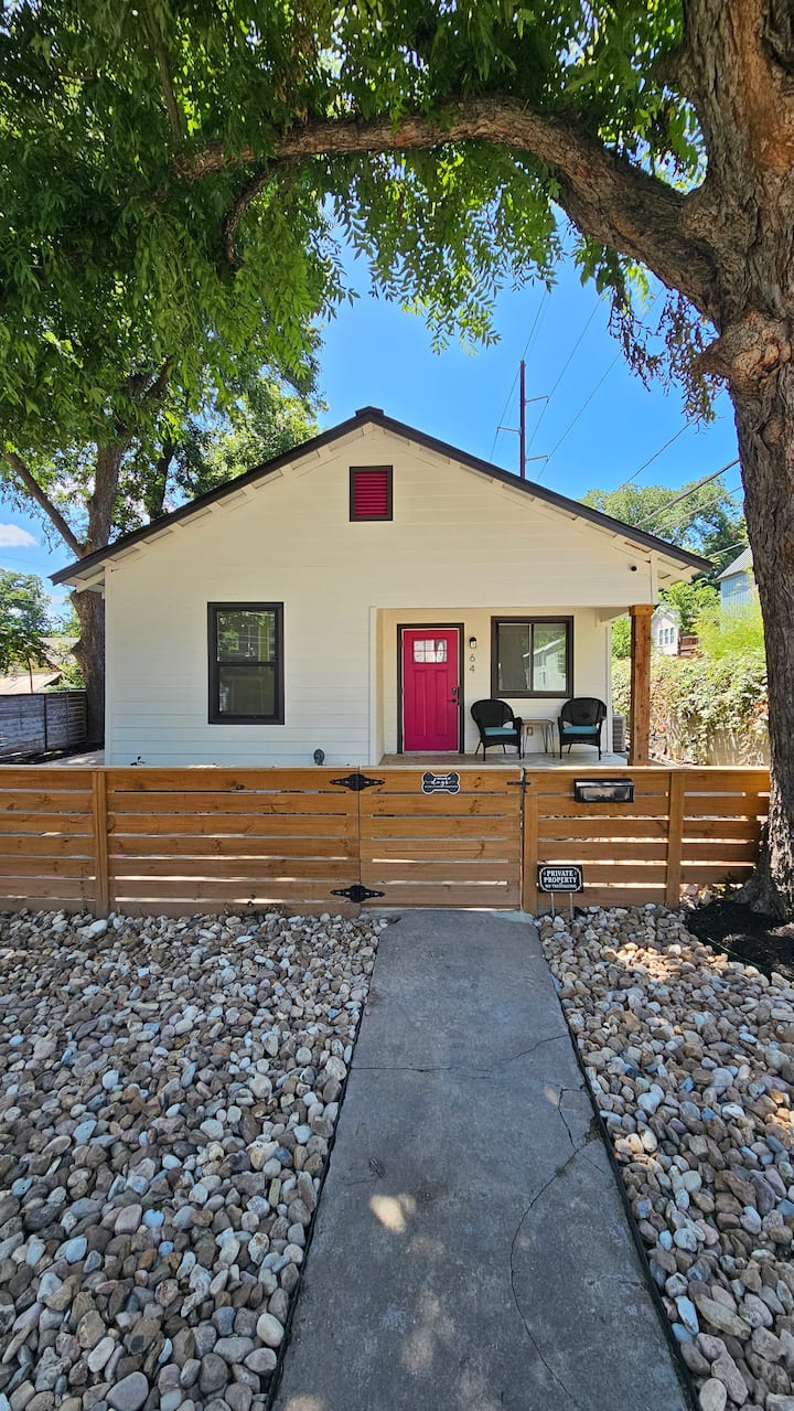 Renovated East Austin Retreat - Austin, TX