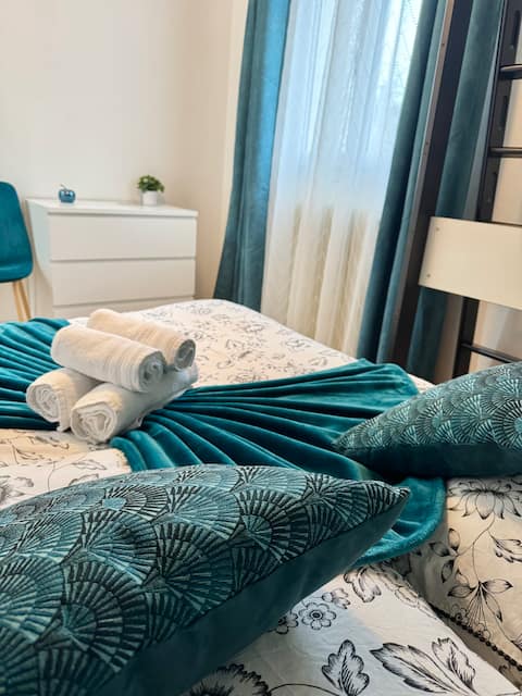 lilou's duplex near paris vincennes