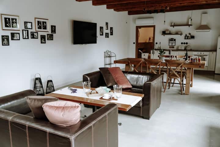 Dom Hany Hegerovej - Apartmán Hana - Komárno
