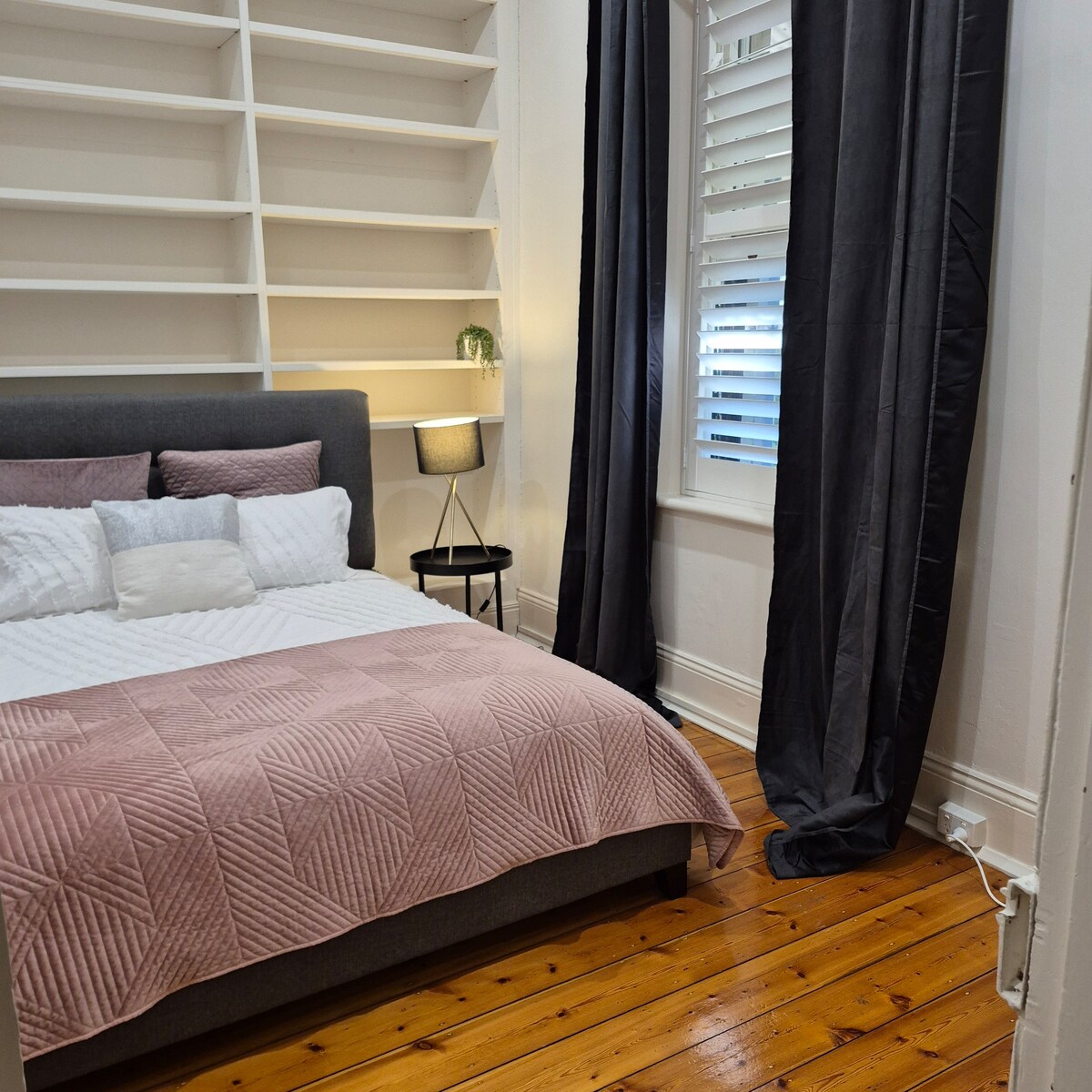 מיטת קווין סייז