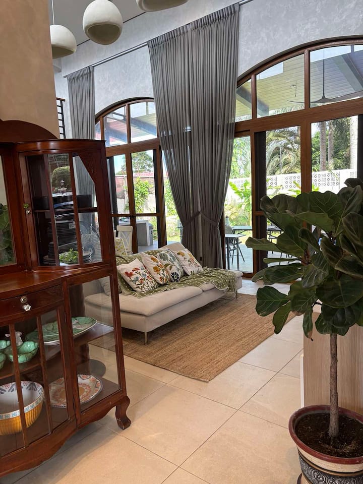 მისაღები ოთახი