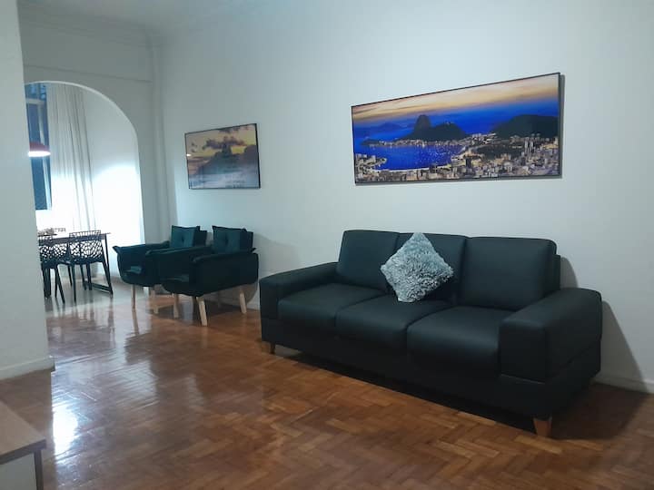 Sala amplia โปร่งสบาย พัดลมเพดาน WI FI เคเบิลทีวีเครื่องปรับอากาศสภาพแวดล้อมที่น่ารื่นรมย์มาก!