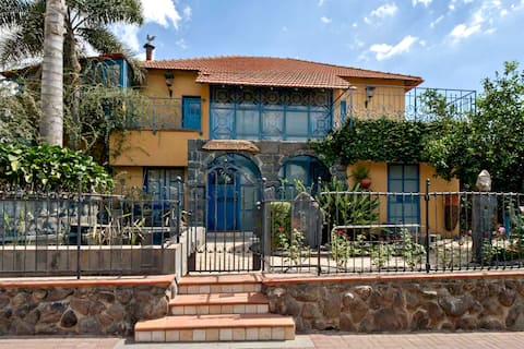 Rebeca’s Golan Getaway | jacuzzi, Nature & Springs