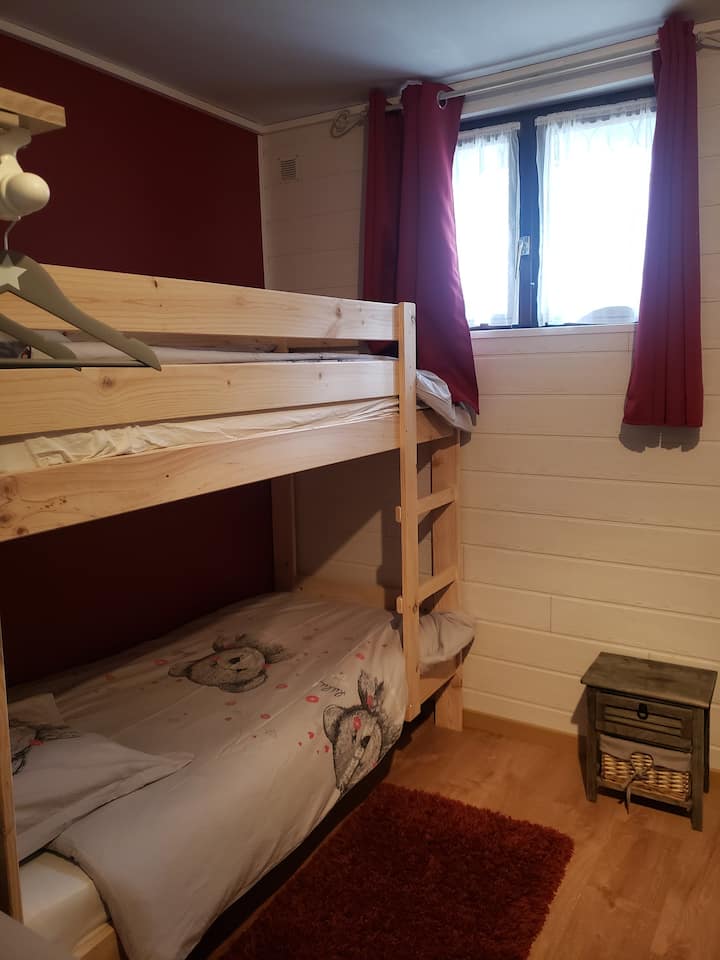 غرفة النوم 2