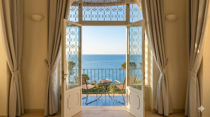 Historic Suite: Sea View Terrace & Private Park