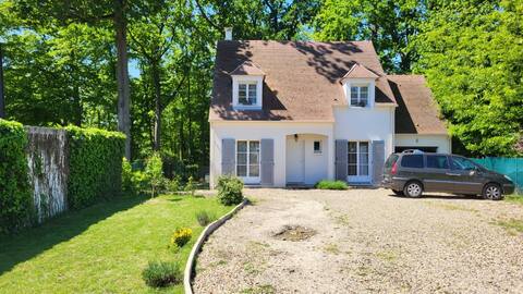 Pretty villa near Chantilly/CDG Airport/Paris