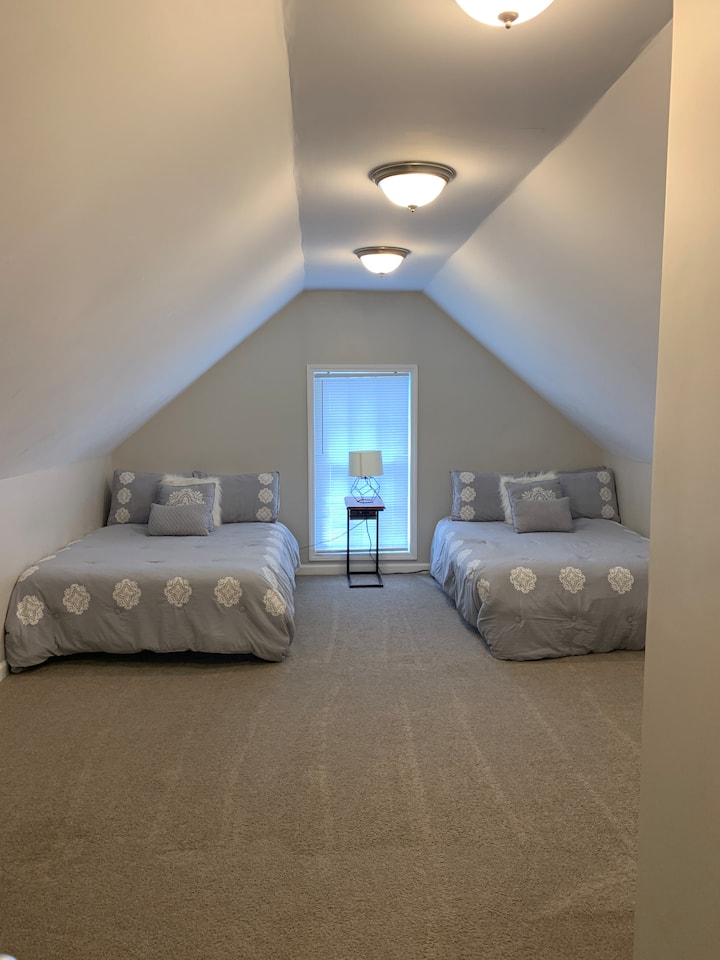 საძინებელი 4