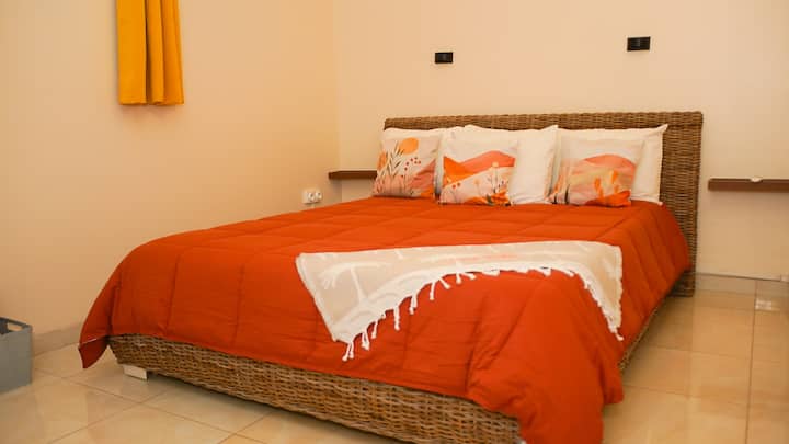 غرفة النوم 2