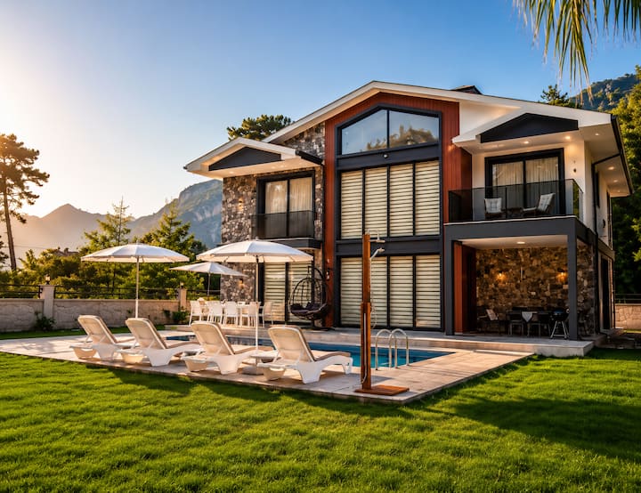 Göcek’in Sakinliğine Yakışan Modern Villa - Göcek