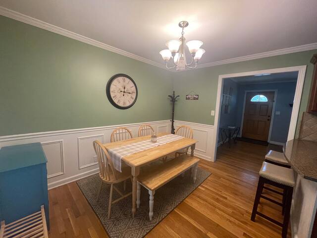 Farmhouse vibe in Hip Donelson.