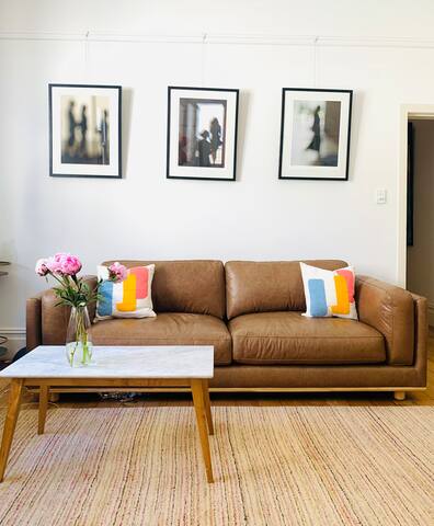 2 bedrooms in stunning Bondi Beach-side home gallery image 2