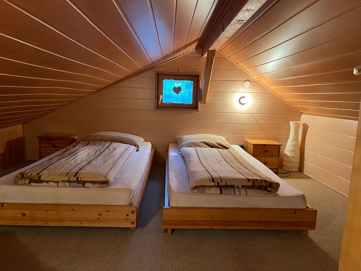 غرفة النوم 1