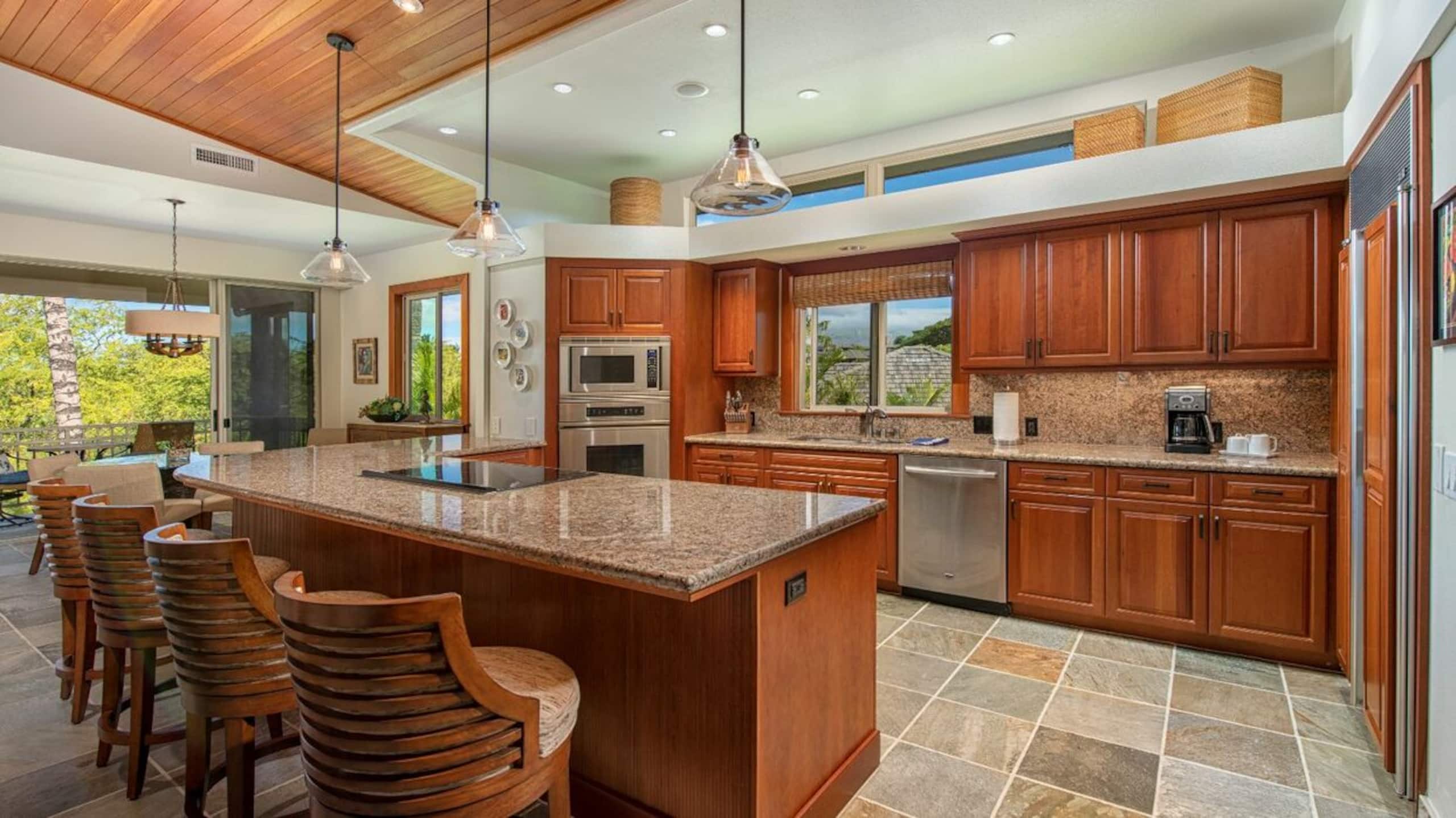 Condo in Waimea · ★4.8 · 3 bedrooms · 4 beds · 3.5 baths - Image 9