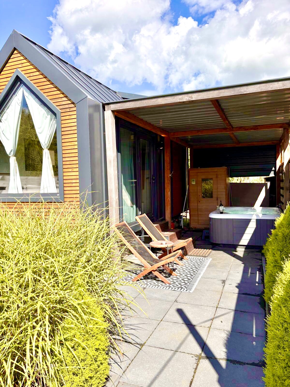Cozy tiny house & sauna & jacuzzi near Amsterdam - Tiny houses for