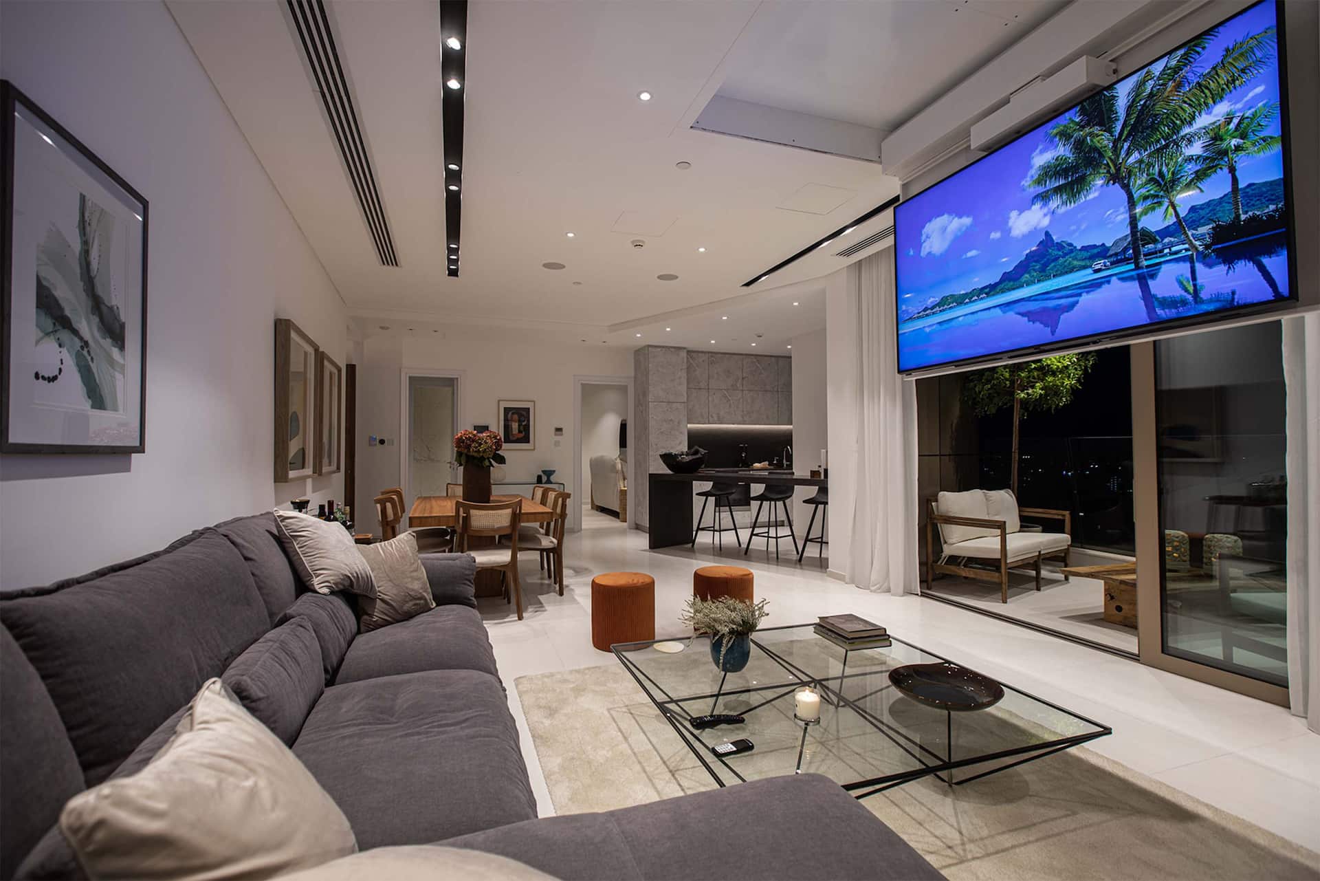 Saffron Suite | Retreat with Skyline Views & Pool