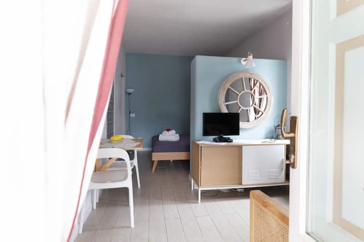 Lipari Cozy Central Studio With Sea View Terrace - Lipari