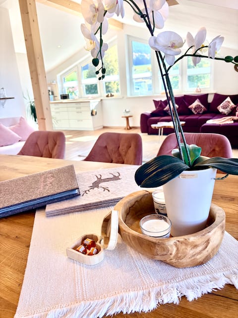 5-star apartment with castle view