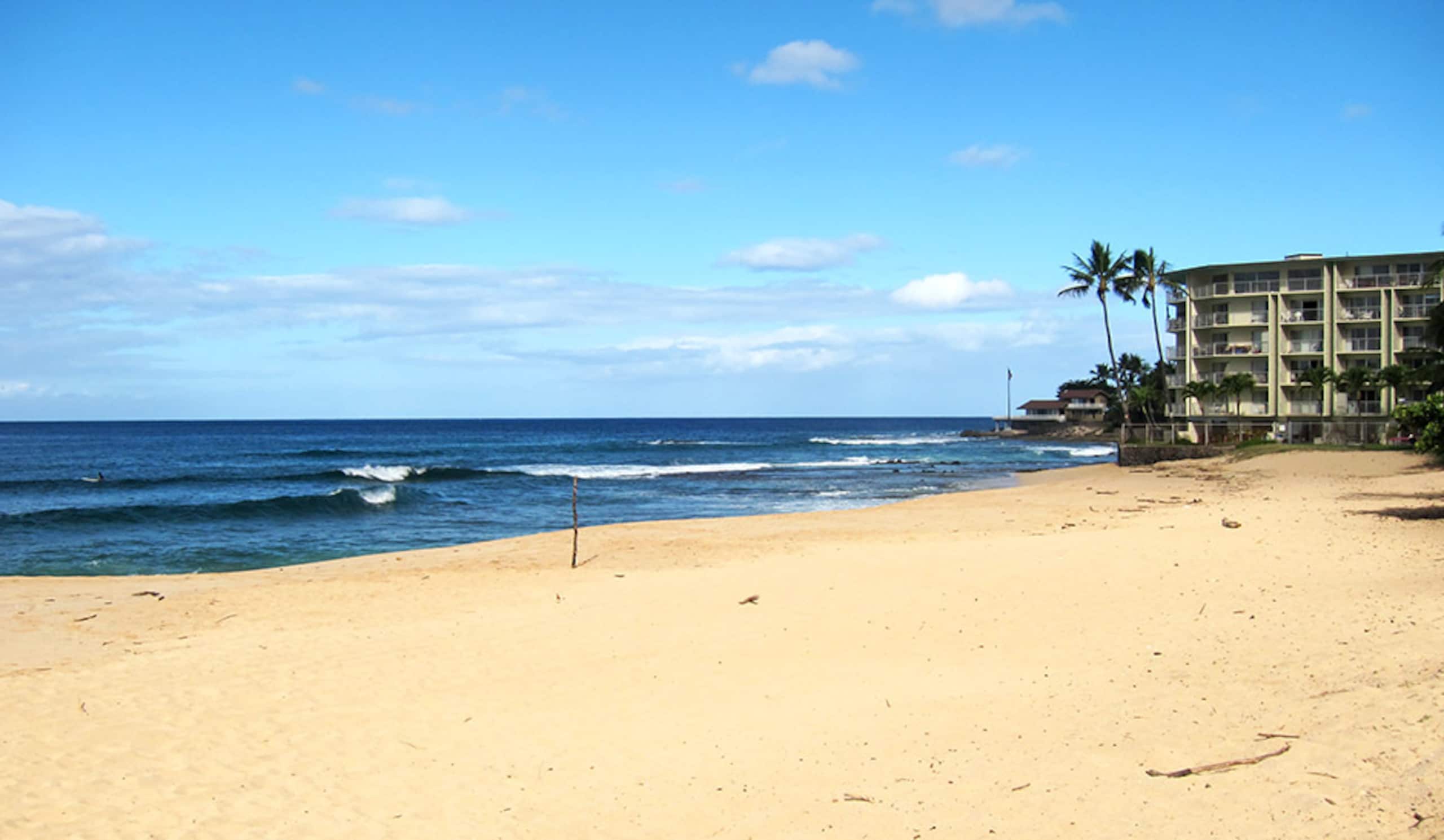 Home in Waianae · ★4.92 · 4 bedrooms · 4 beds · 2.5 private baths - Image 25