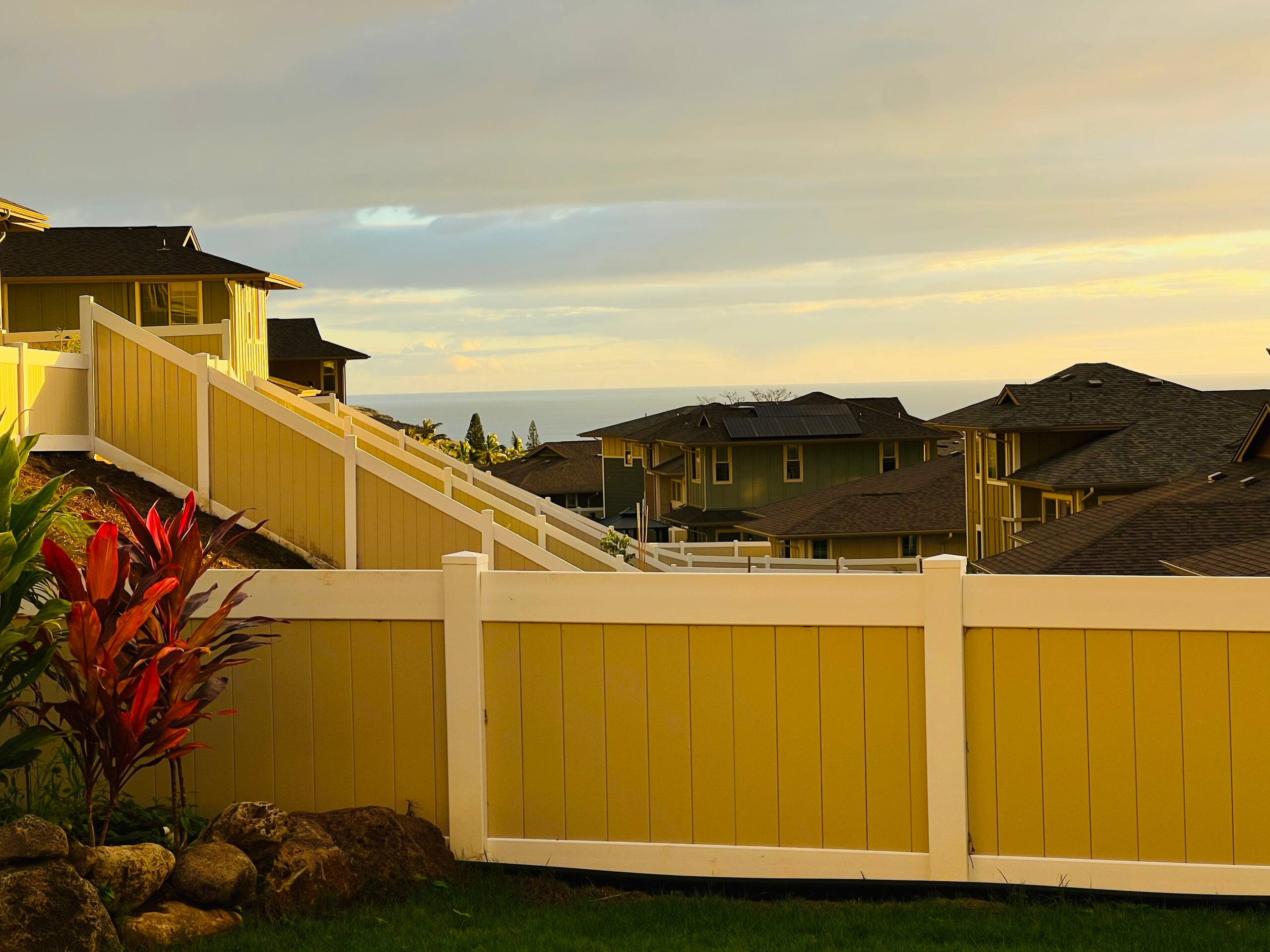 Home in Waianae · ★4.92 · 4 bedrooms · 4 beds · 2.5 private baths - Image 20