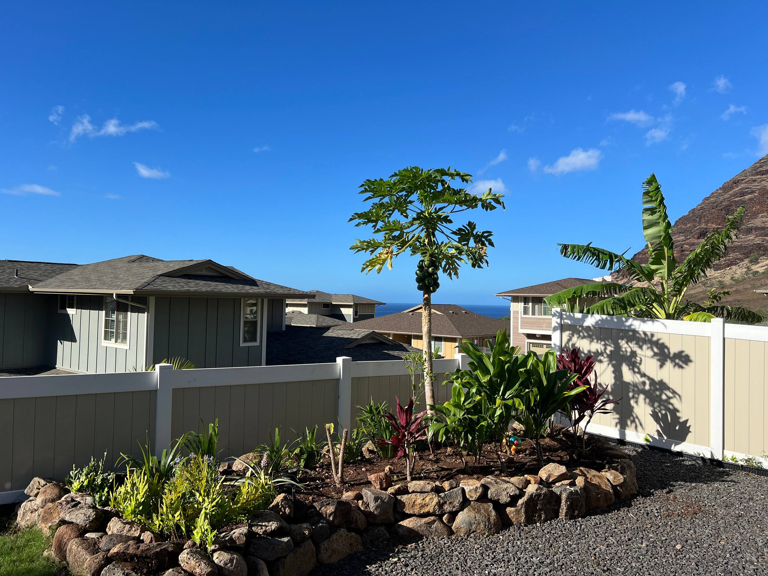 Home in Waianae · ★4.92 · 4 bedrooms · 4 beds · 2.5 private baths - Image 58