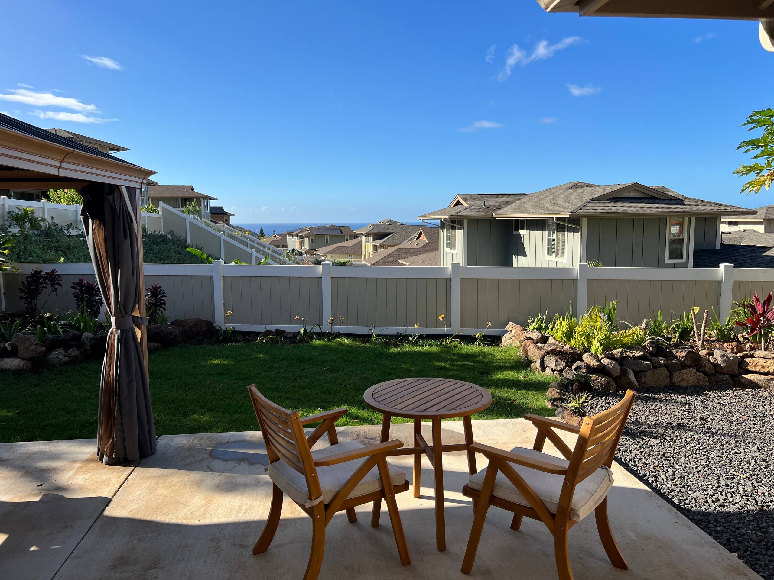 Home in Waianae · ★4.92 · 4 bedrooms · 4 beds · 2.5 private baths - Image 59
