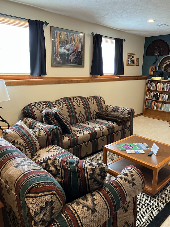 Entire Lower Level In East Holland - Holland, MI