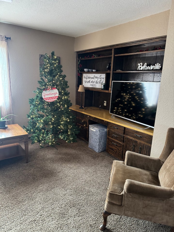 მისაღები ოთახი 2