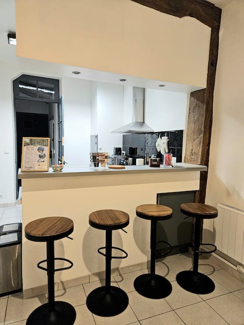 house in the city center with fiber optic WiFi