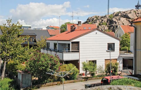 Nice home in Lysekil with sauna