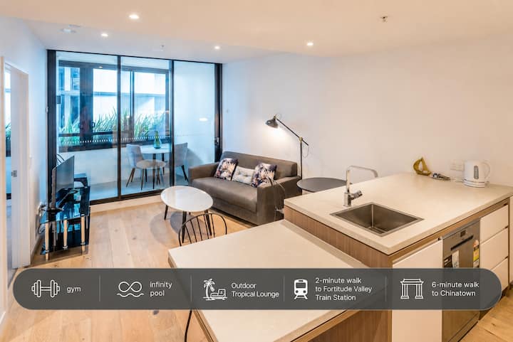 Elegant And Stylish 1br Apartment + Infinity Pool - Brisbane
