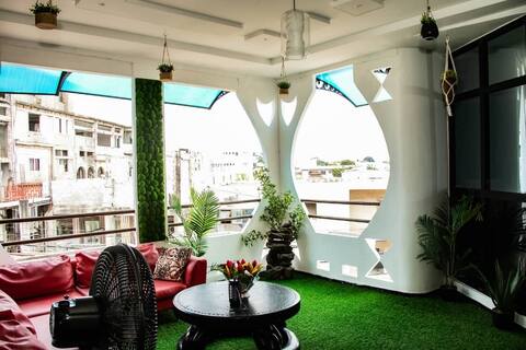 4 Bedrooms. Large and Charming Luxury Property