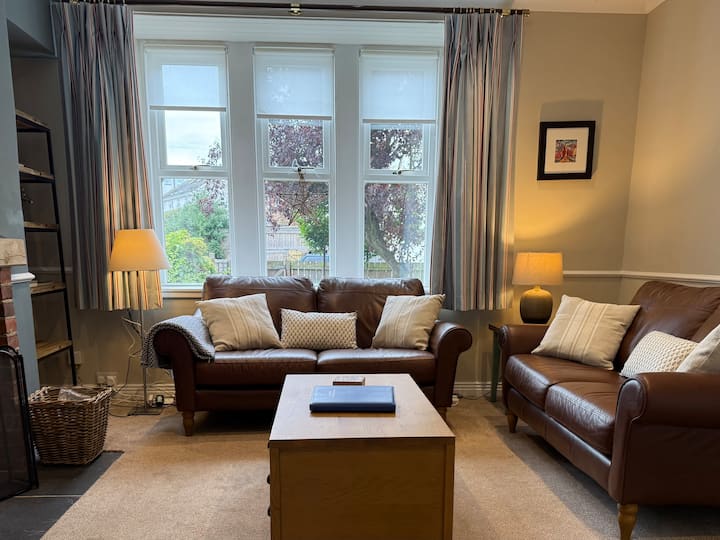 Beautiful Home In A Bamburgh Village Centre - Bamburgh