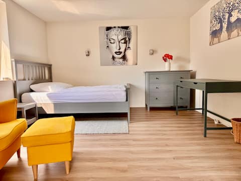 Popular Airbnb listing: Comfortable guest suite with complete equipment in Magdeburg