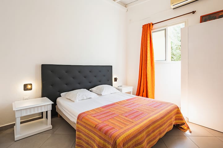 غرفة النوم 2