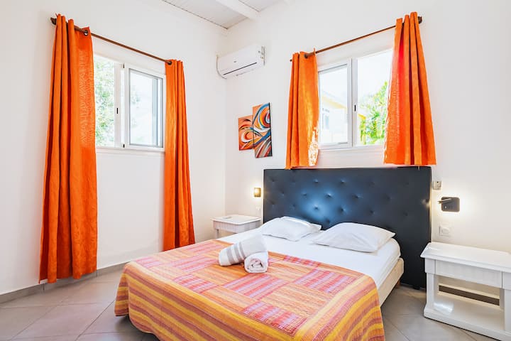 غرفة النوم 1