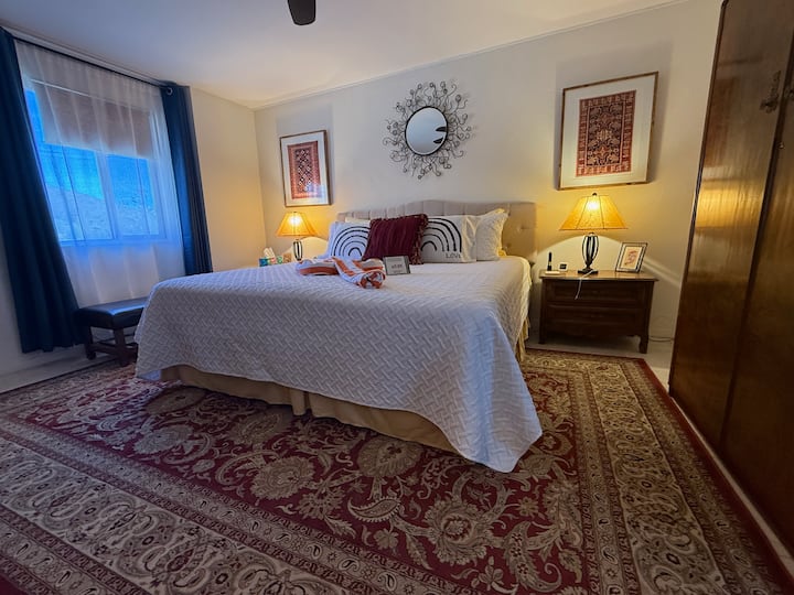 Main Bedroom Suite with King Size Bed and En-Suite Bathroom 