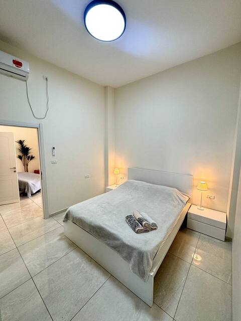 Beautiful renovated apartment near Arena shopping center