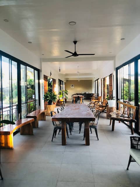 6BR Zambales Stay | Beachfront, Pool & WiFi