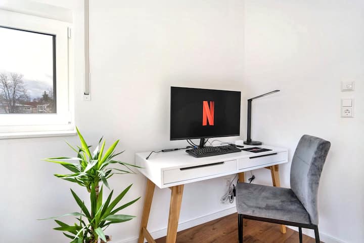 Schlafzimmer 2