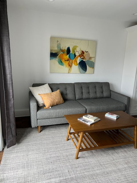 Top Airbnb: Sunset Beauty- suite near Ocean Beach and GG Park in Central Sunset