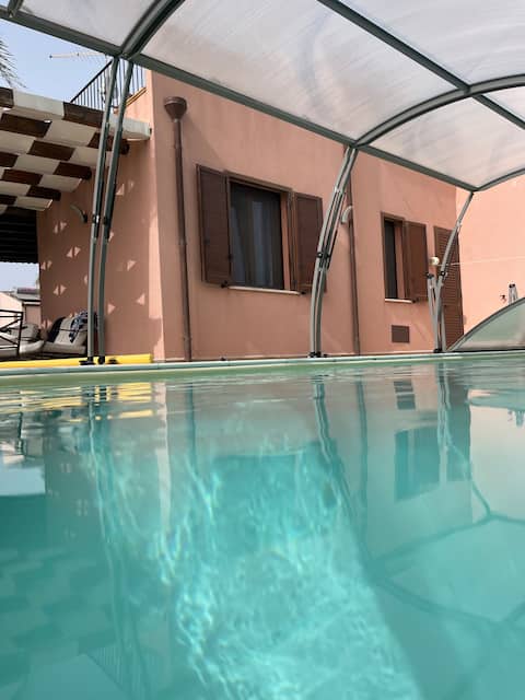 Luxury Heated Pool Villa near Cefalù