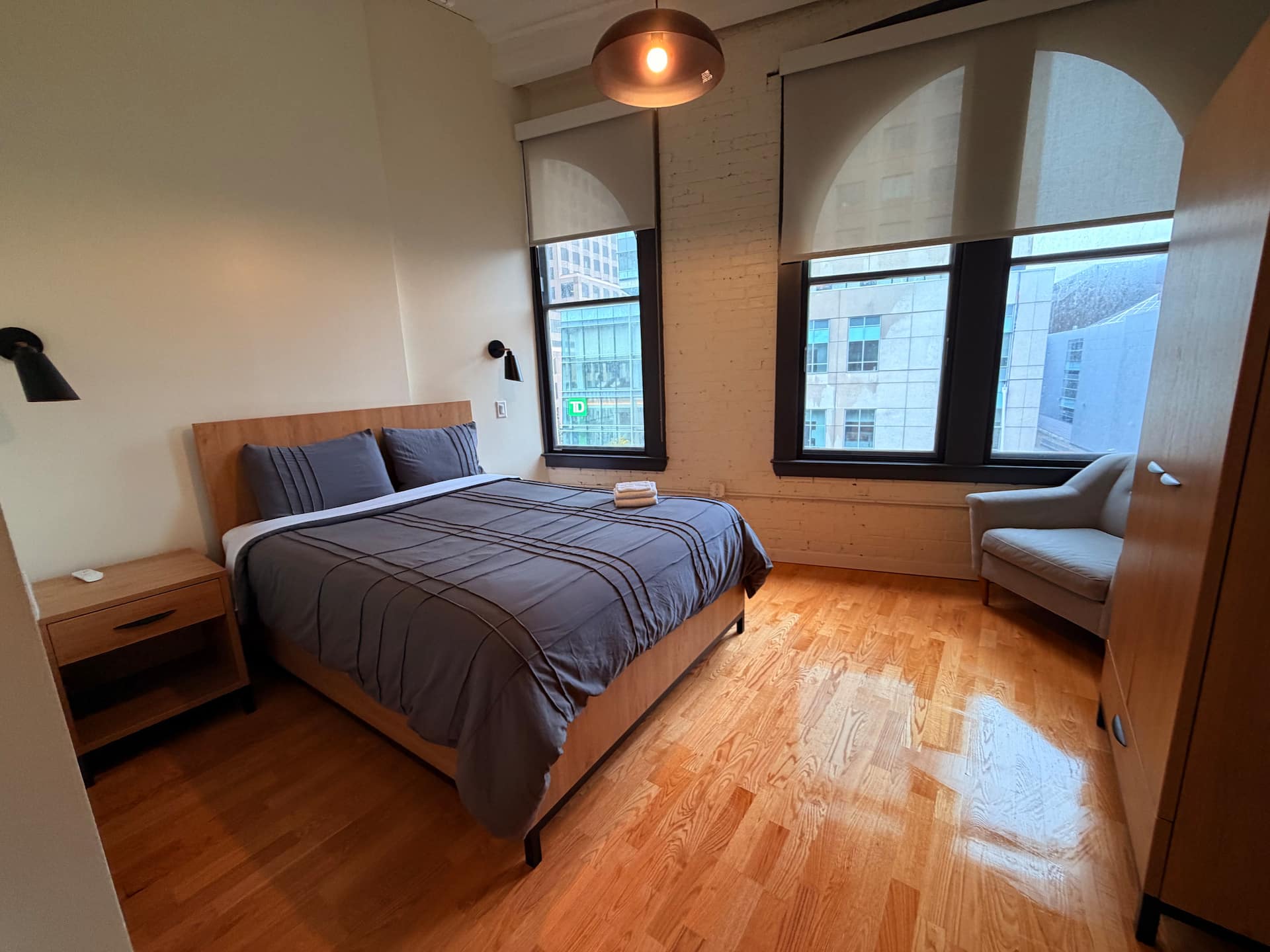 Lux Boutique Large Private LOFT Pratt St Hartford