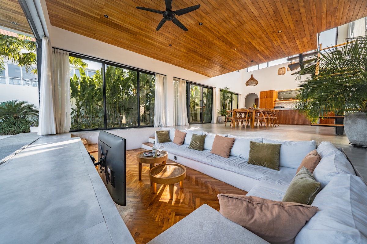 Villa in Pantai Nyanyi · ★4.8 · 3 bedrooms · 3 beds · 3.5 baths, comparable Airbnb