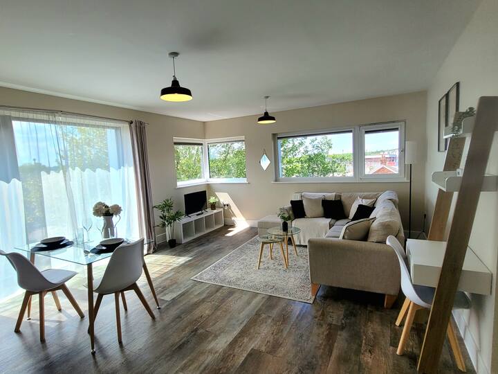 Spaciousapartment | Train Station | Parking Option - Colchester