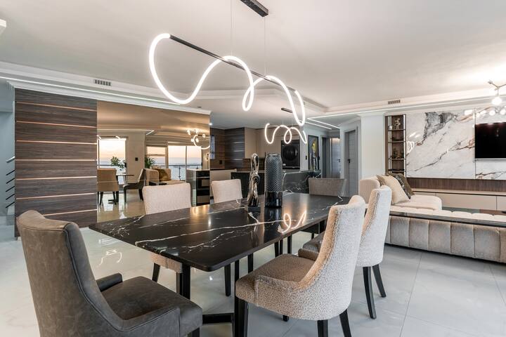 Luxury 4 bedroom penthouse gallery image 4