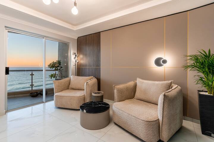 Luxury 4 bedroom penthouse gallery image 3