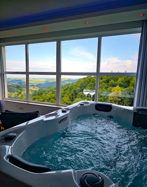 Private wellness | Panoramic view, sauna&jacuzzi