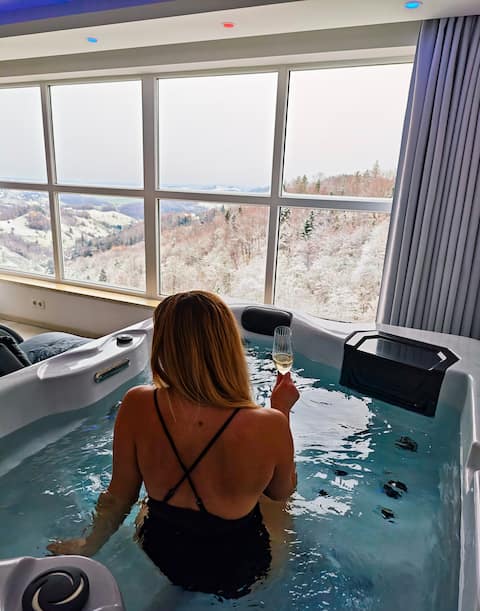 Private wellness | Panoramic view, sauna&jacuzzi