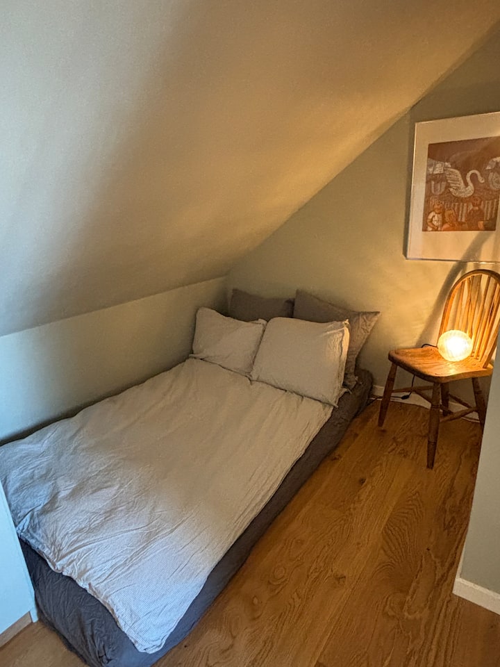 Schlafzimmer 2